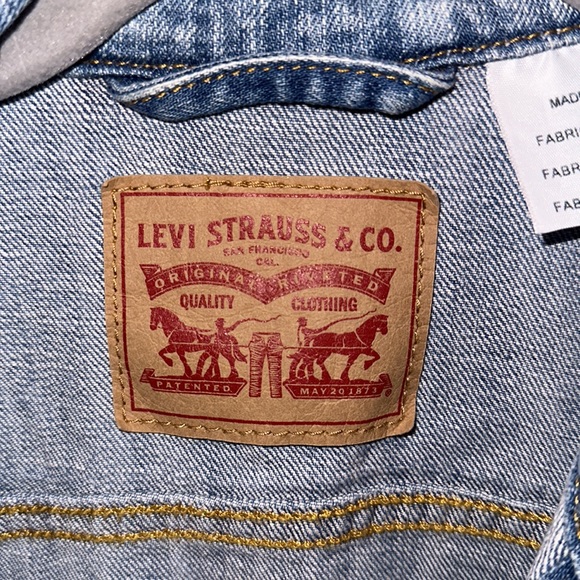 Levi denim jacket with pockets - Picture 2 of 3